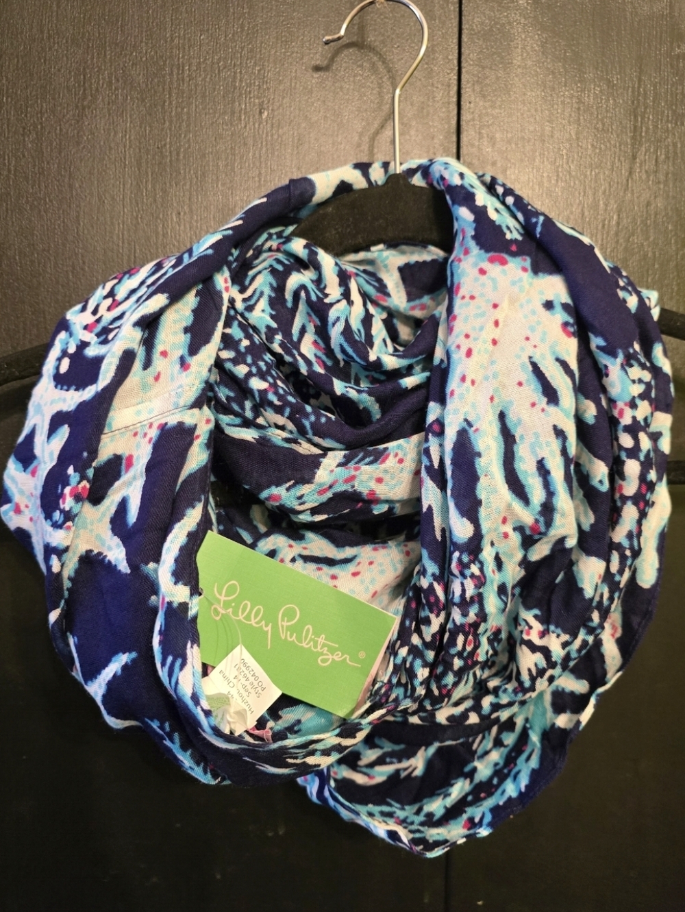 NWT Lilly Pulitzer Riley Infinity Scarf In "Bright Navy Good Reef"